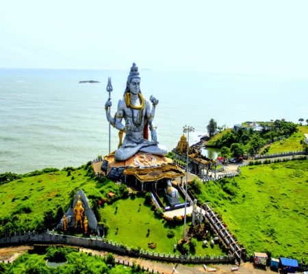 tharun-kumar-u-uY0n8._imresizer.jpg